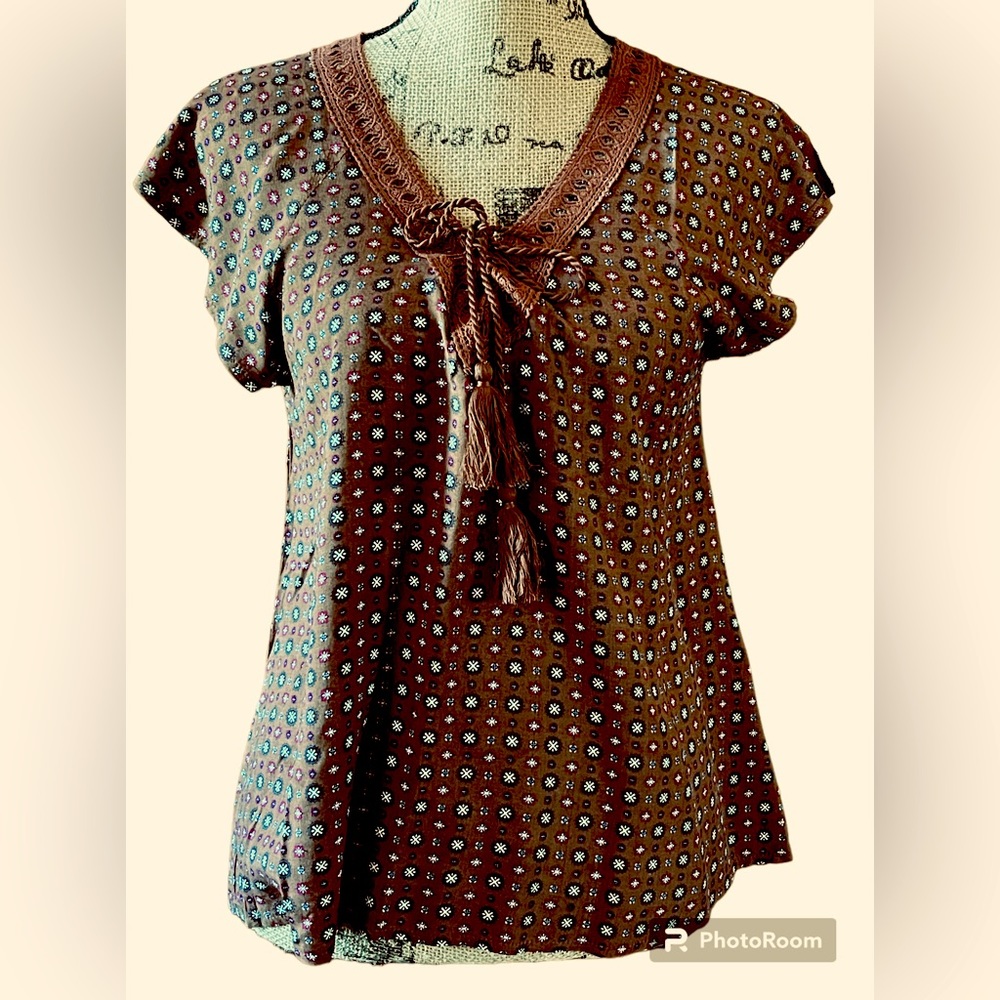 Ganji Médium Brown Rayon with Lace Accents and Cord NWT